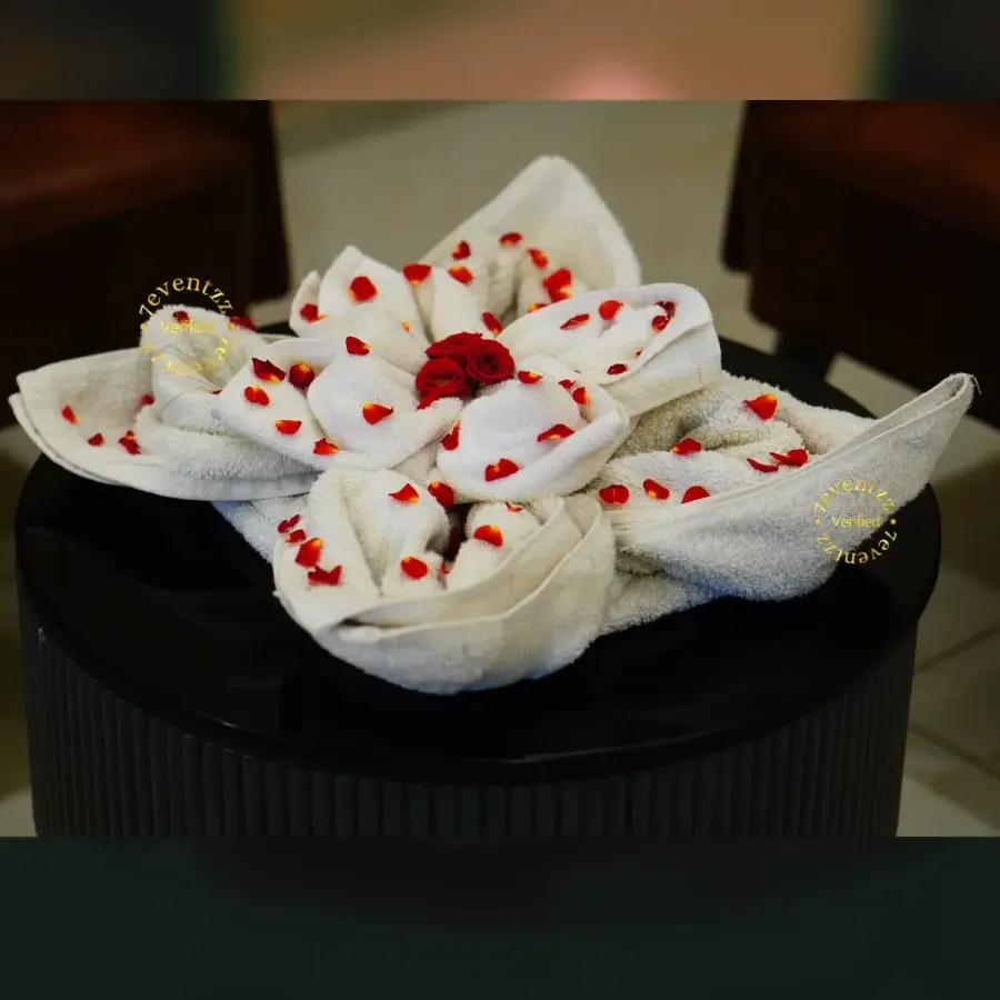 Romantic Stay and Dinner for Couple — photo 2