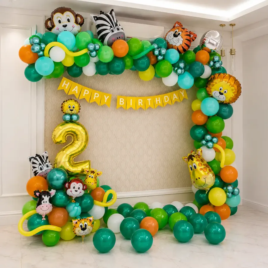 Jungle Theme Balloon Decoration — photo 2