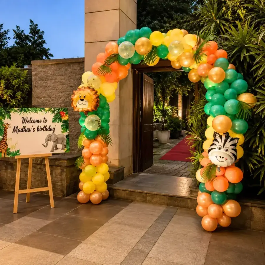 Jungle Theme Stage Setup — photo 2