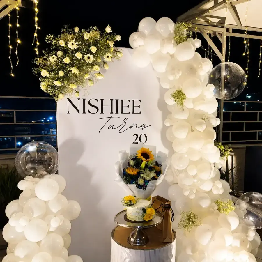Luxury 20th Birthday Setup — photo 2