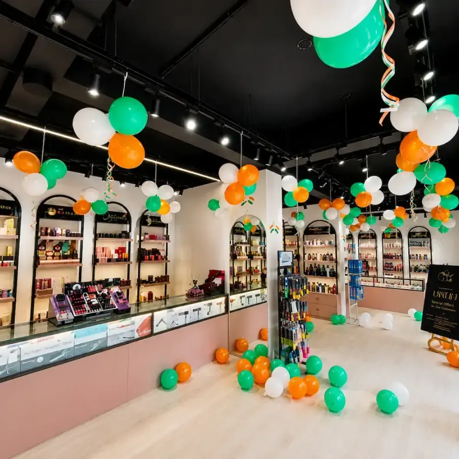 Tricolor Balloon Decoration for Shop — photo 2